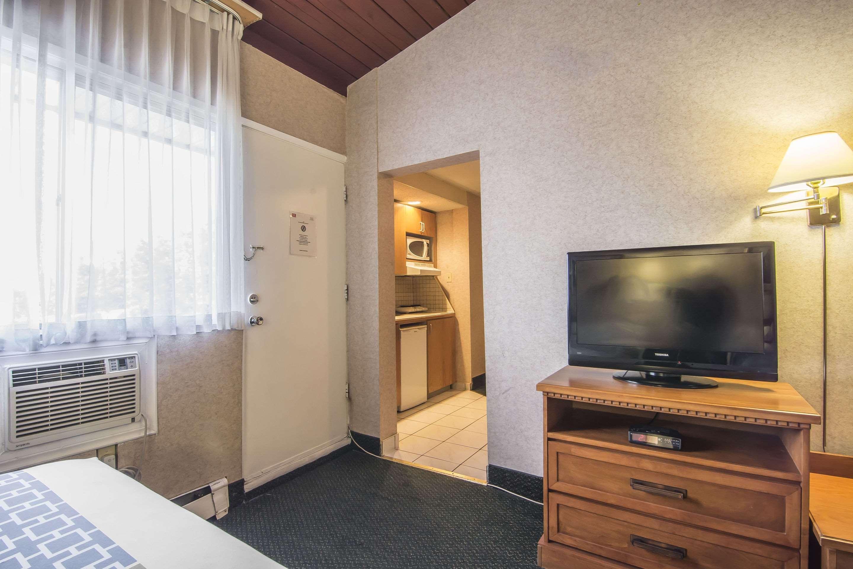 Econo Lodge Motel Village Calgary Luaran gambar