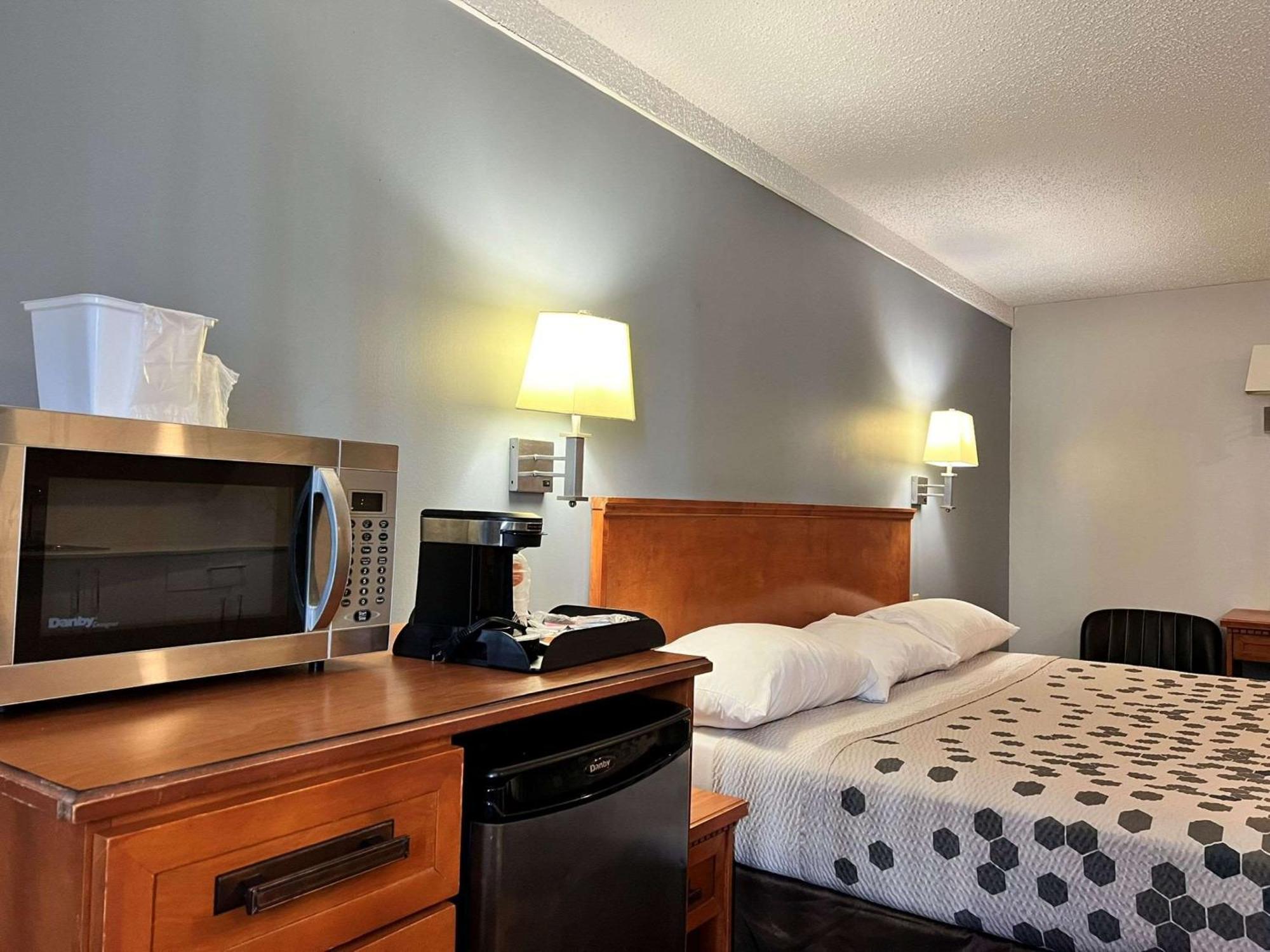 Econo Lodge Motel Village Calgary Luaran gambar