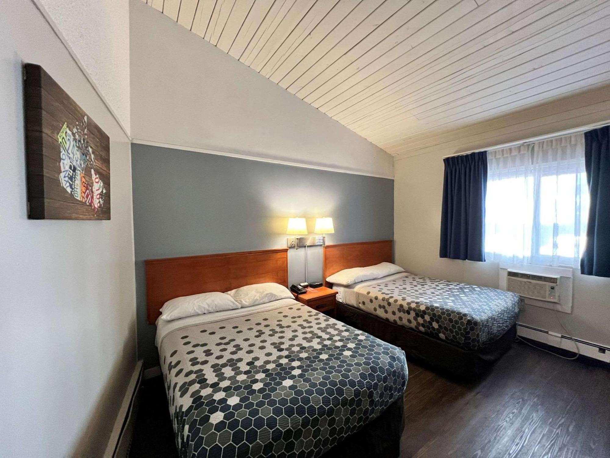 Econo Lodge Motel Village Calgary Luaran gambar