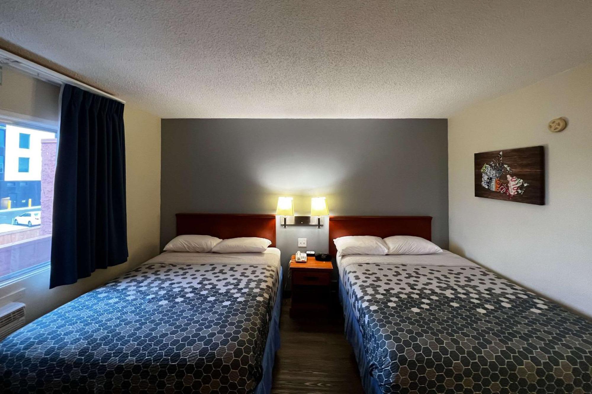 Econo Lodge Motel Village Calgary Luaran gambar