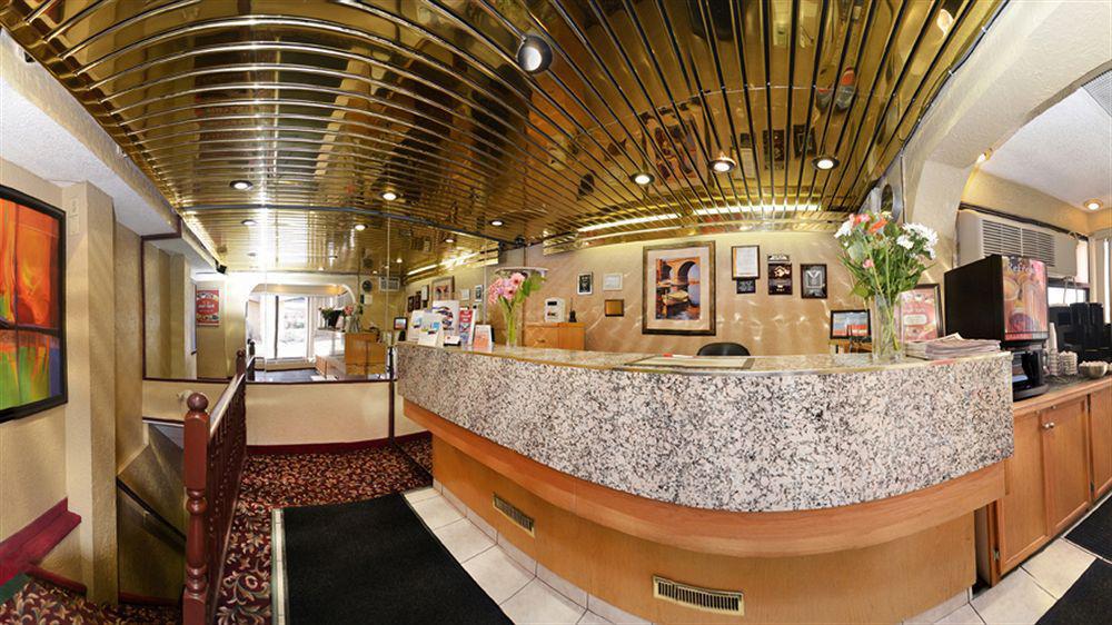 Econo Lodge Motel Village Calgary Luaran gambar